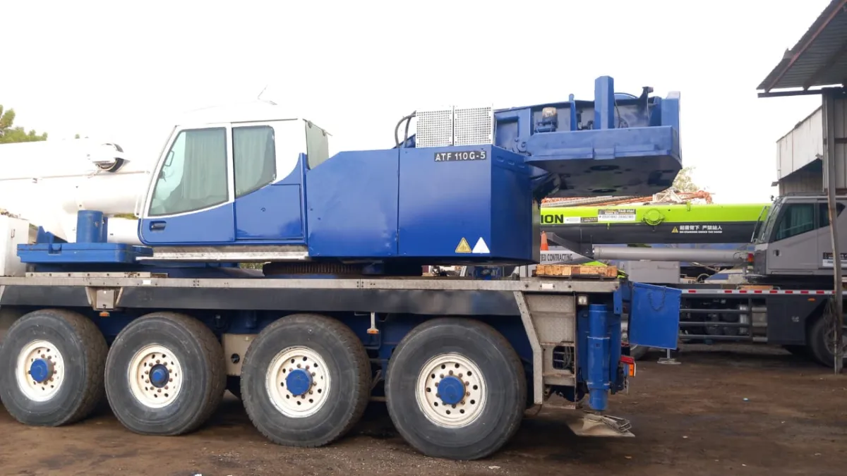 Crane 110 ton — Tadano · ATF 110G-5 · 2008 · White / Blue
