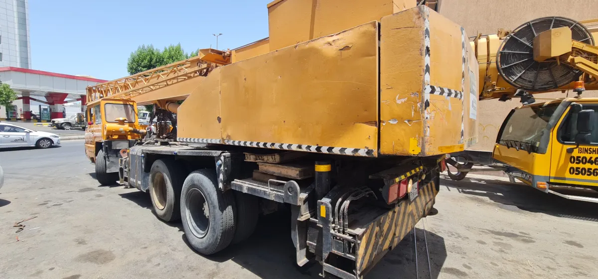 Crane 25 ton — Samsung · SC25H-2 · 1996 · Orange — photo 5 of 6