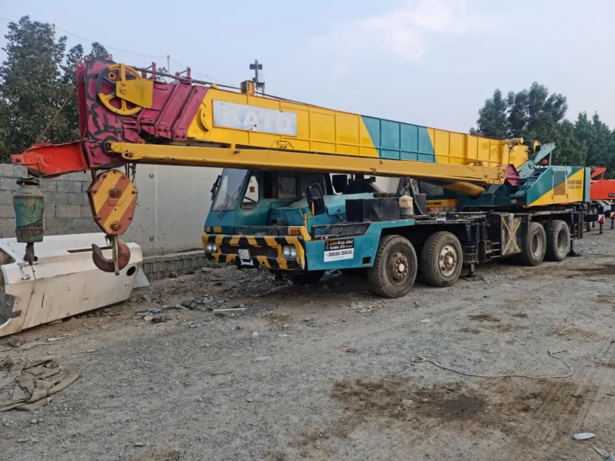 Crane 35 ton — Nissan · NK-350 III · 1988 · Green / Orange