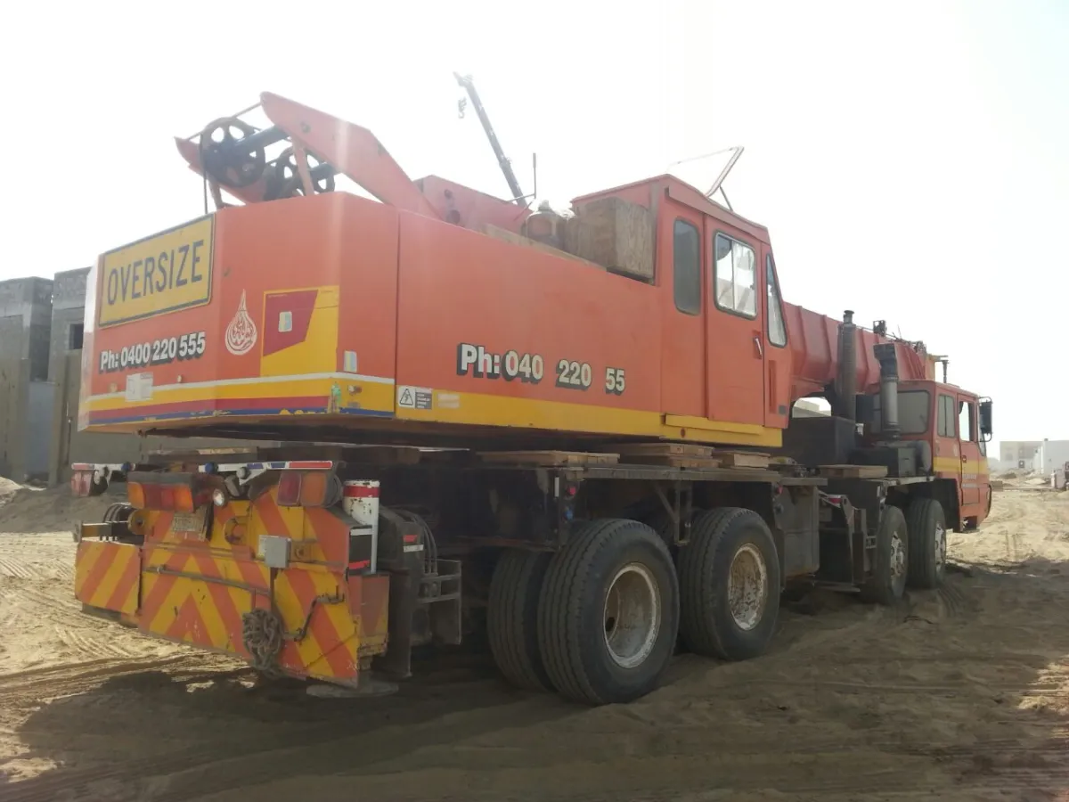 Crane 50 ton — Tadano · TG500E · 1990 · Yellow / Orange