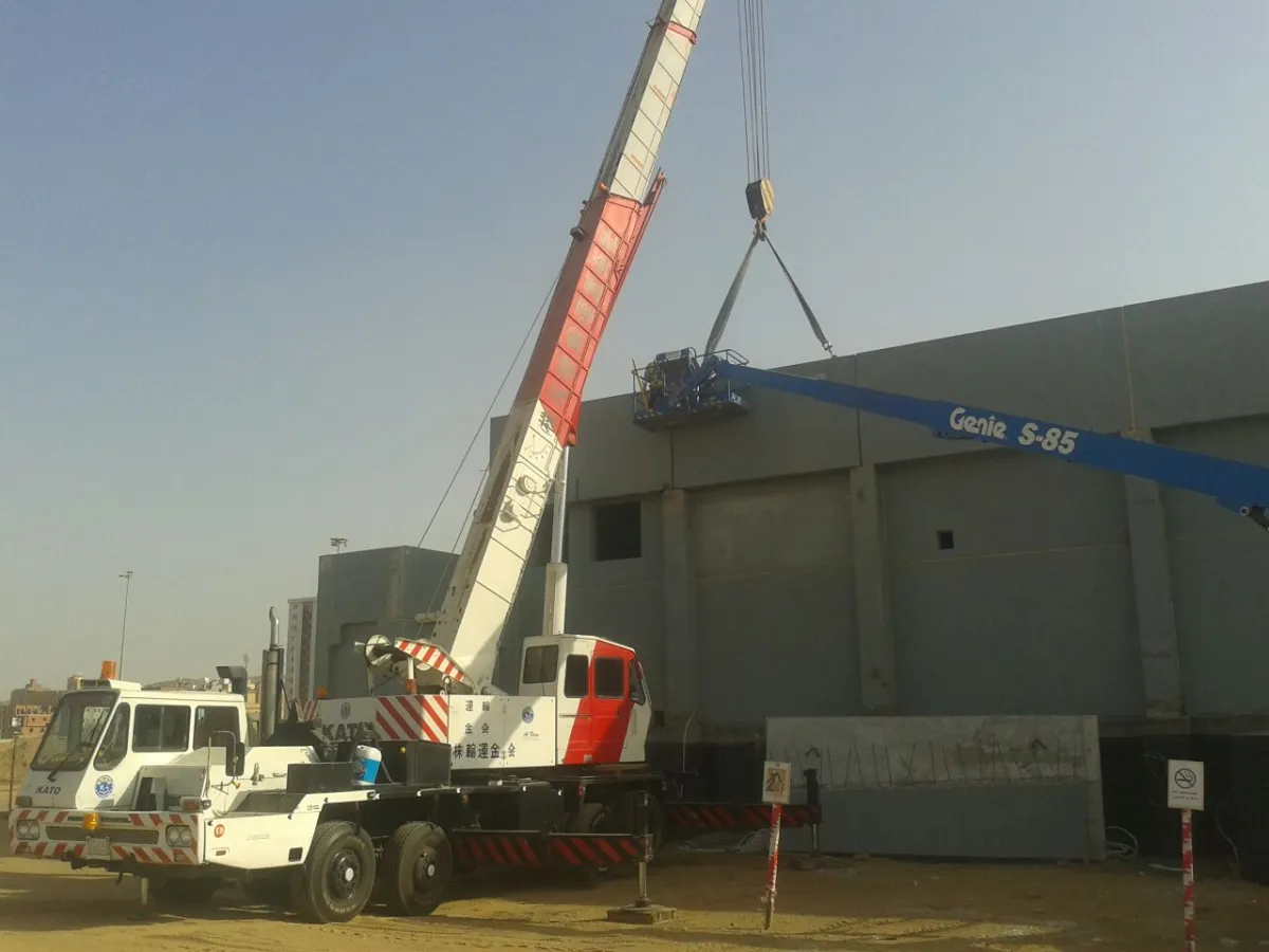 كرين 50 طن — كاتو · NK500E-V · 2001 · احمر — صورة 6 من 6