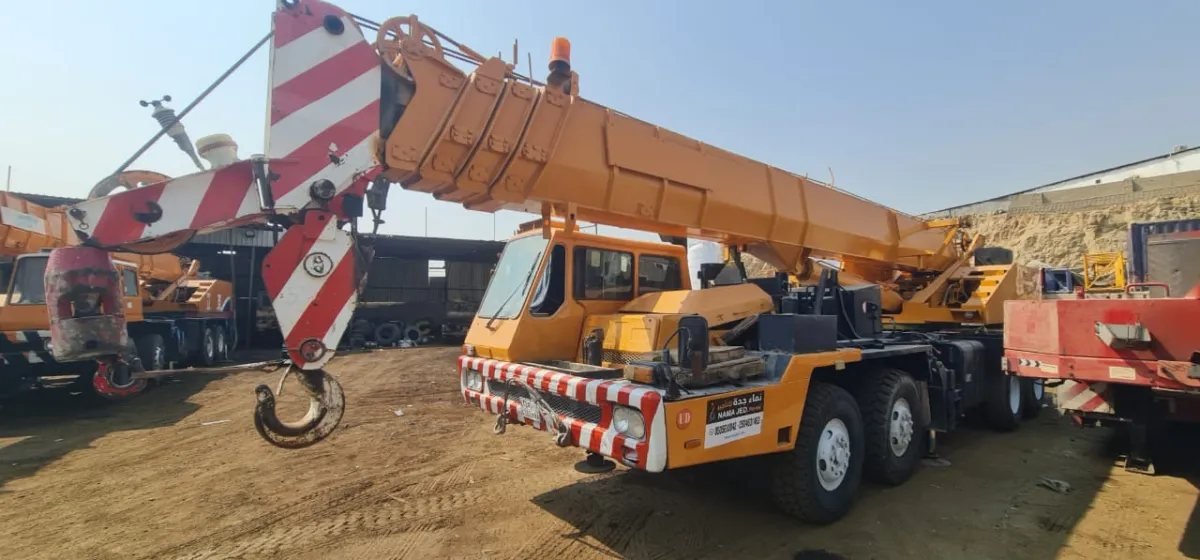 Crane 50 ton — Tadano · TG500E · 1997 · Orange