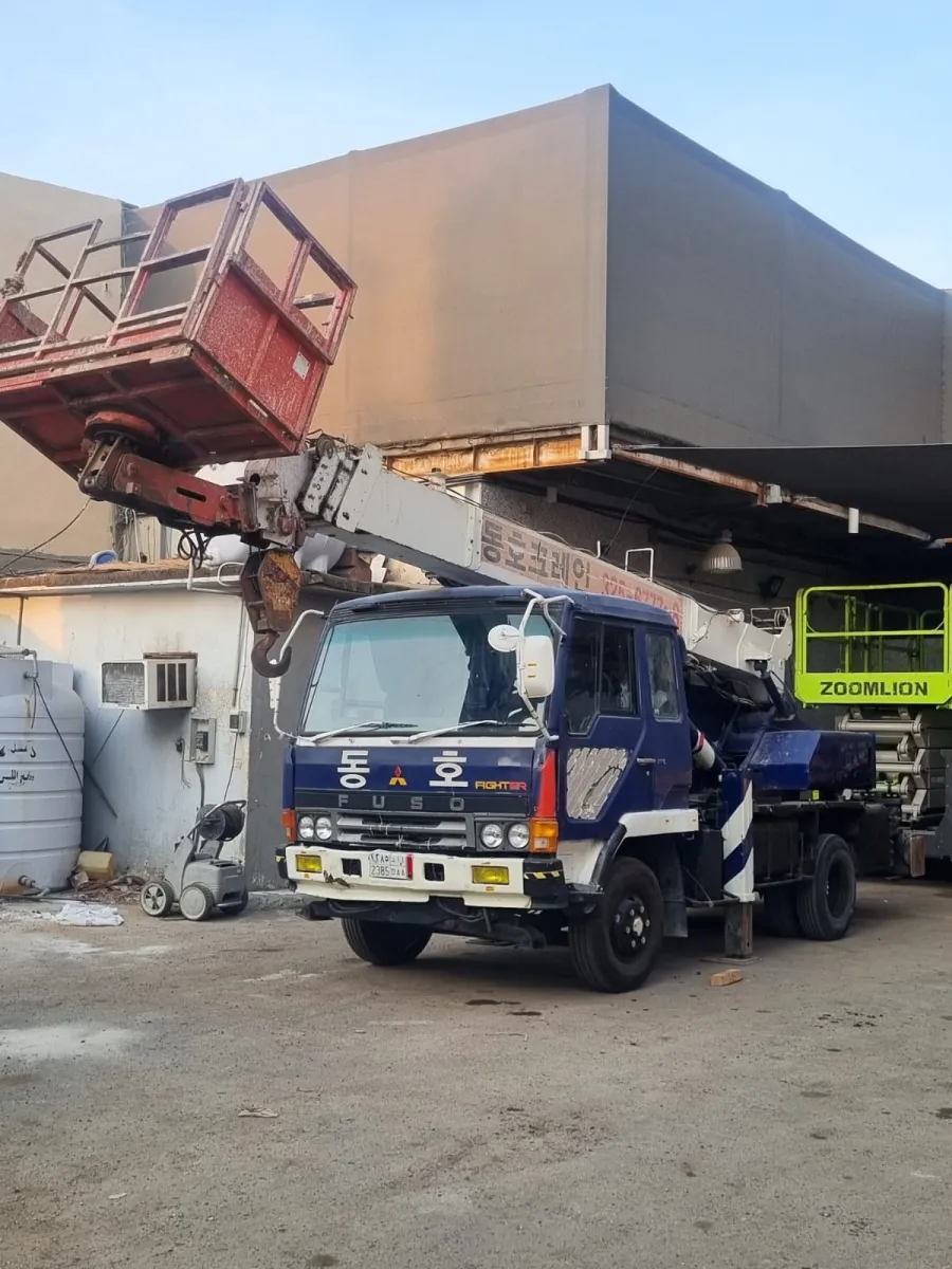 Crane 7 ton — Tadano · TS-75M-1 · 1992 · White / Blue — photo 4 of 6