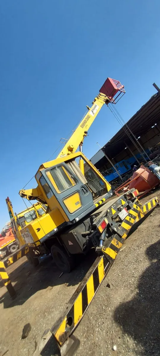 Crane 7 ton — Tadano · TS75M-1 · 1991 · Yellow — photo 3 of 6