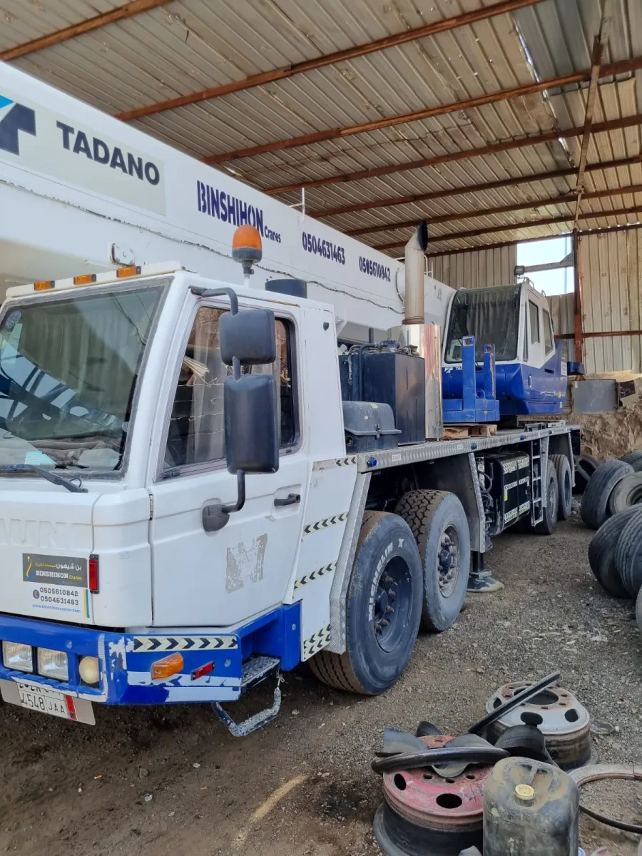 Crane 80 ton — Tadano · GT-800EX · 2009 · White / Blue — photo 2 of 6