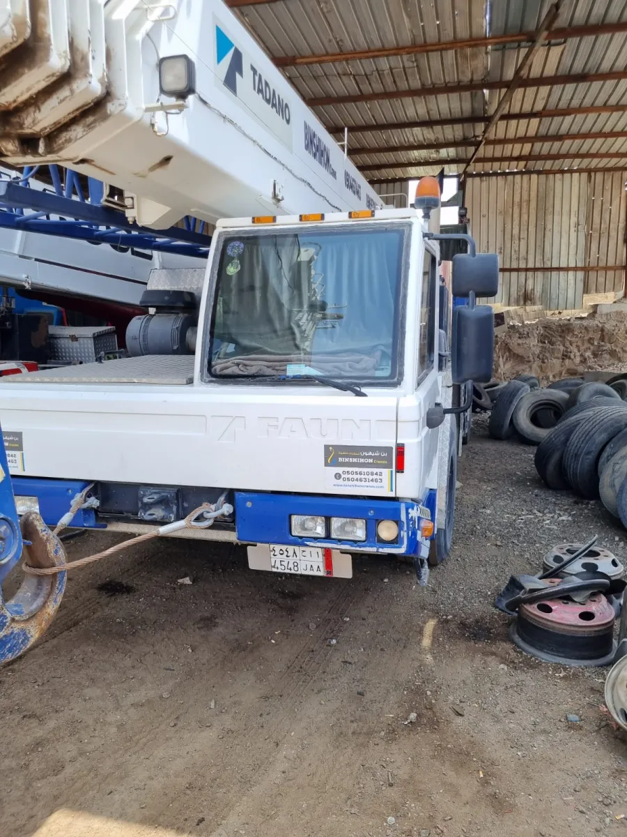 Crane 80 ton — Tadano · GT-800EX · 2009 · White / Blue — photo 5 of 6