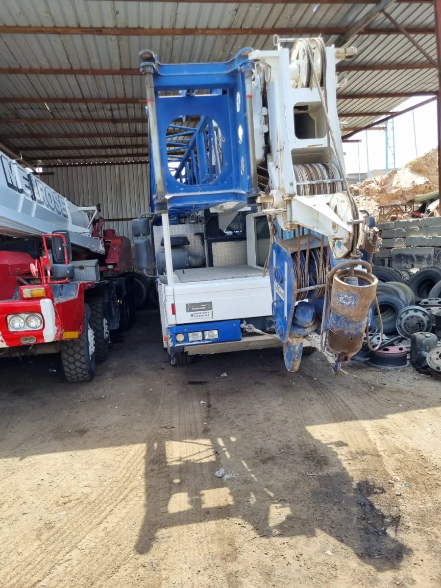 Crane 80 ton — Tadano · GT-800EX · 2009 · White / Blue — photo 6 of 6