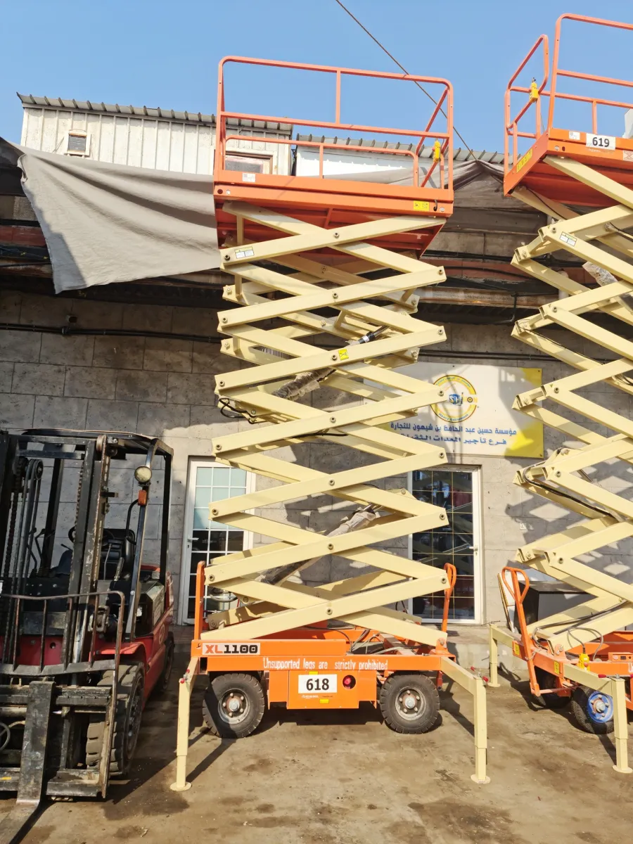 Scissor lift 11 m — X-Lift · XL1100 · 2022 · Orange — photo 5 of 5