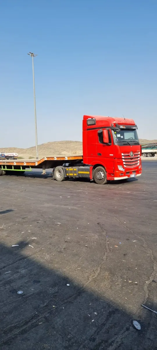 ترلة احمر — مرسيدس · ACTROS 4843 · 2016 · احمر — صورة 2 من 5